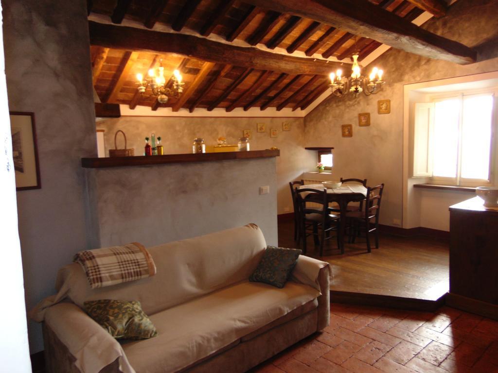 Domus Ghibellinae- Fonte Di San Benedetto Apartman Cortona Szoba fotó