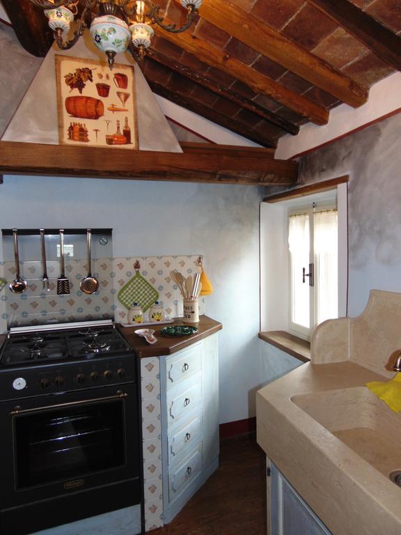 Domus Ghibellinae- Fonte Di San Benedetto Apartman Cortona Szoba fotó