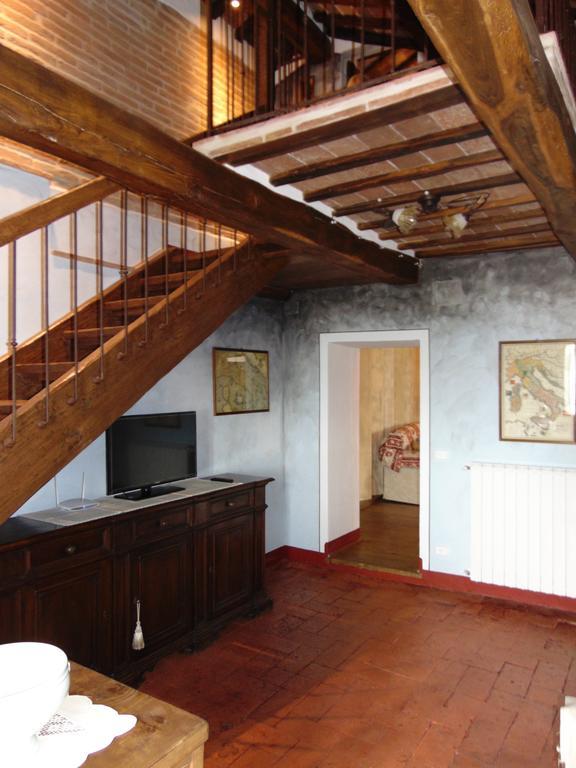 Domus Ghibellinae- Fonte Di San Benedetto Apartman Cortona Szoba fotó