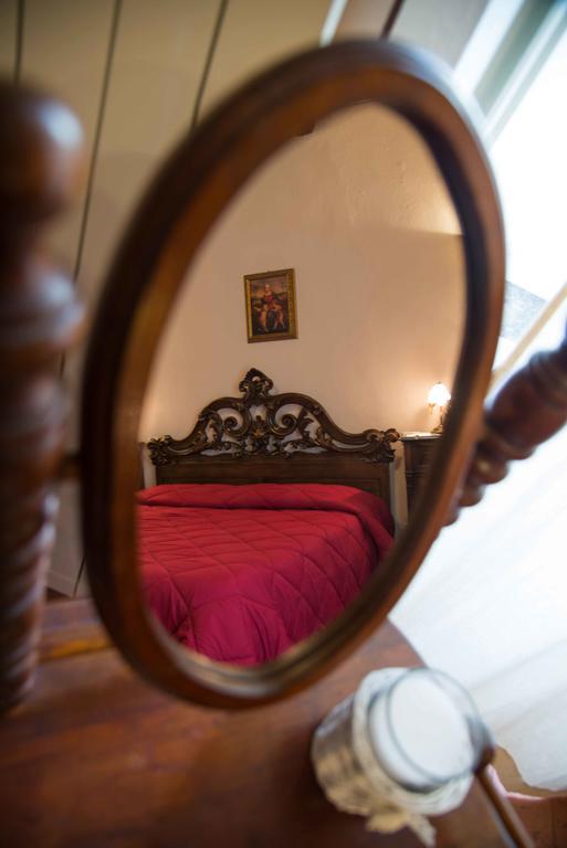 Domus Ghibellinae- Fonte Di San Benedetto Apartman Cortona Kültér fotó